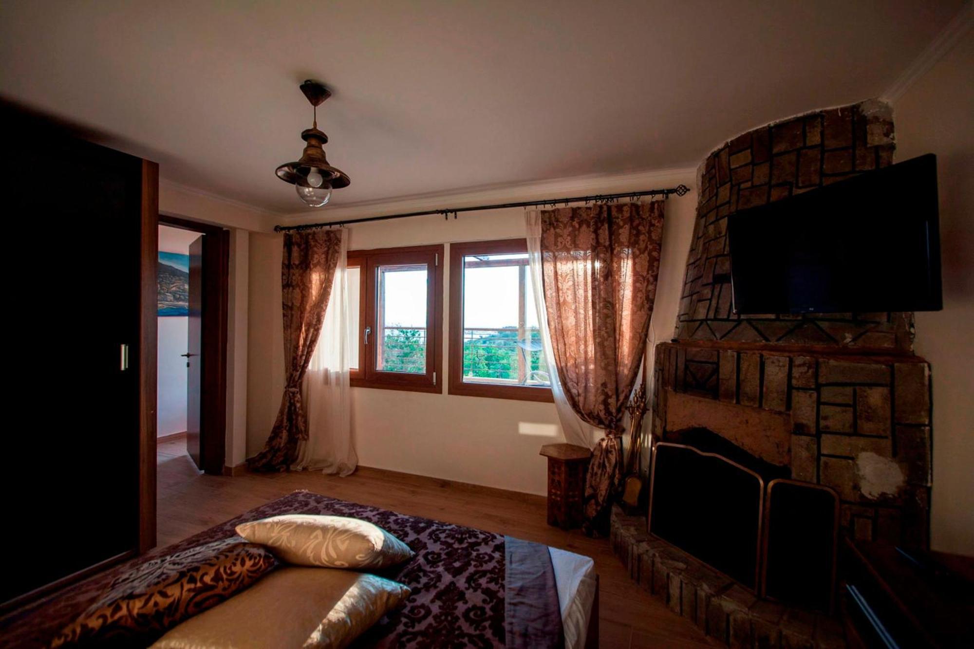 ניאה מודאניה Villa Laskari Sea View מראה חיצוני תמונה